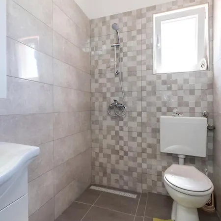 Vikendica Stari Dvori