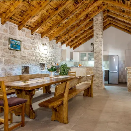 Stari Dvori Holiday home
