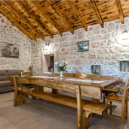 Vikendica Stari Dvori Sibenik